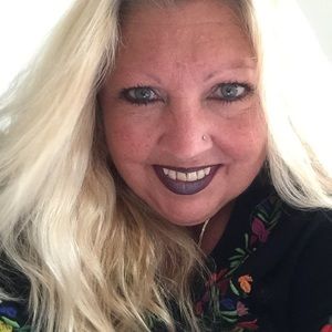 Meet your Posher, Candy